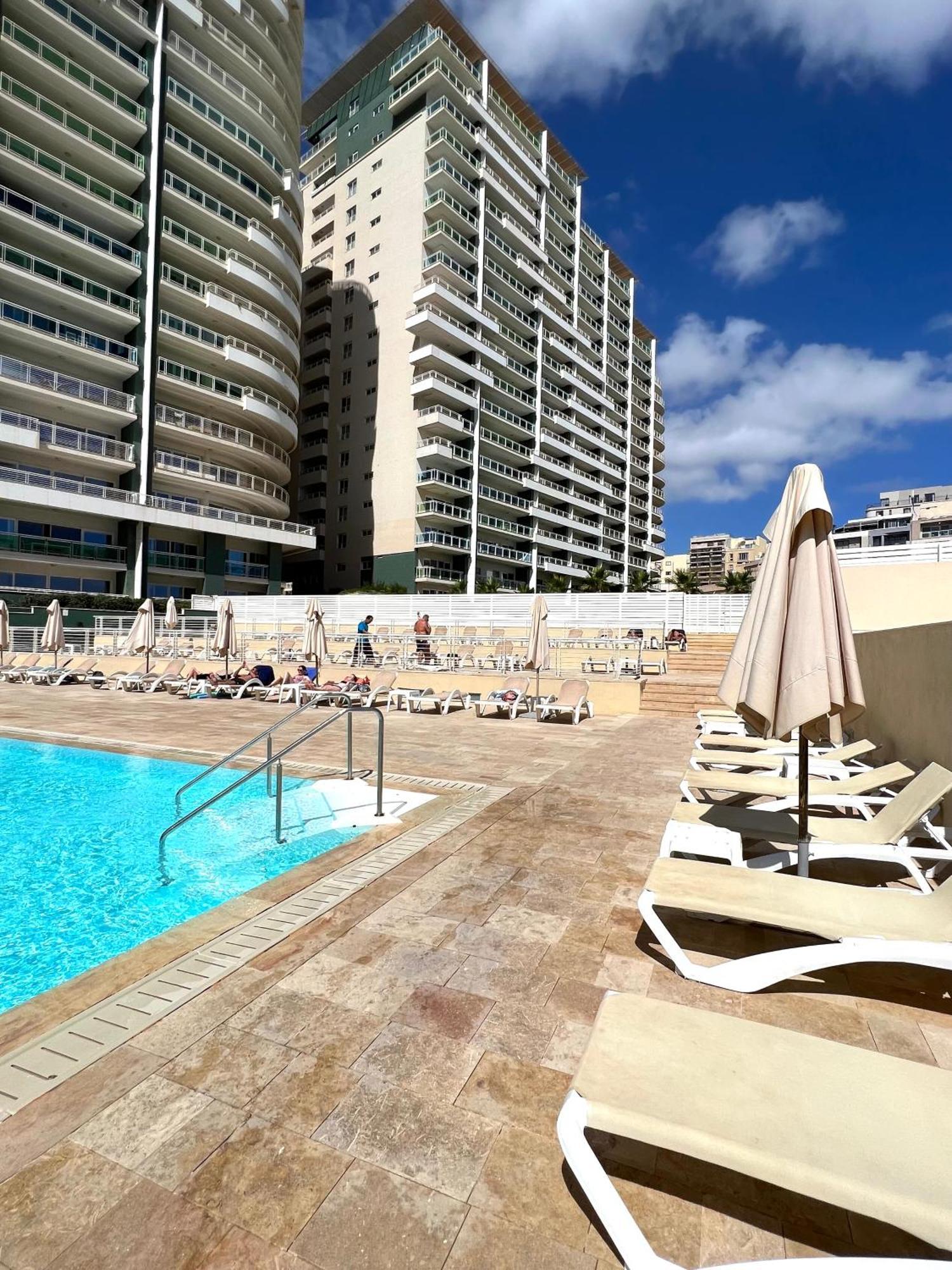 Ferienwohnung Luxury Seafront 3Br With Pool By Arcobnb Sliema Exterior foto